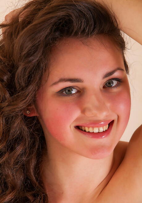 Gracile brunette youthful Conchita is foot fetishist 