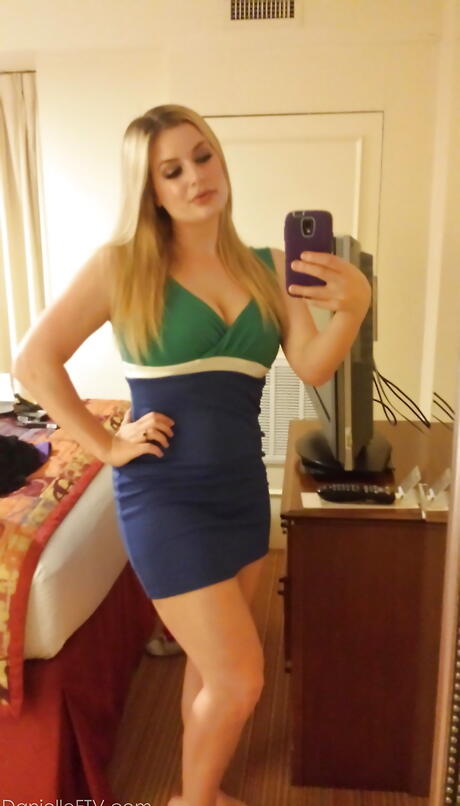 Attractive blonde amateur Danielle Delaunay loves foot fetish outdoor